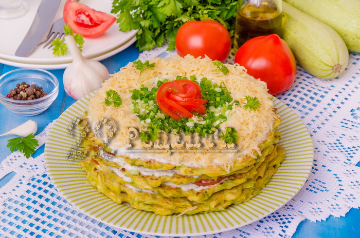рецепт кабачкового торта с помидорами и сыром